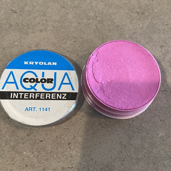 Kryolan Aquacolor Interferenz Wet Makeup Strauss Wine (PV) Face/Body Paint - Picture 3 of 4